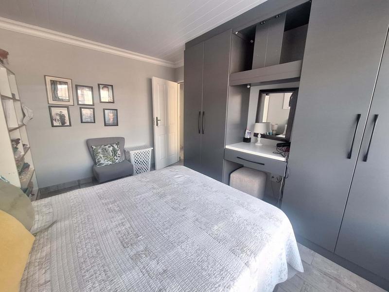 3 Bedroom Property for Sale in Dana Bay Western Cape